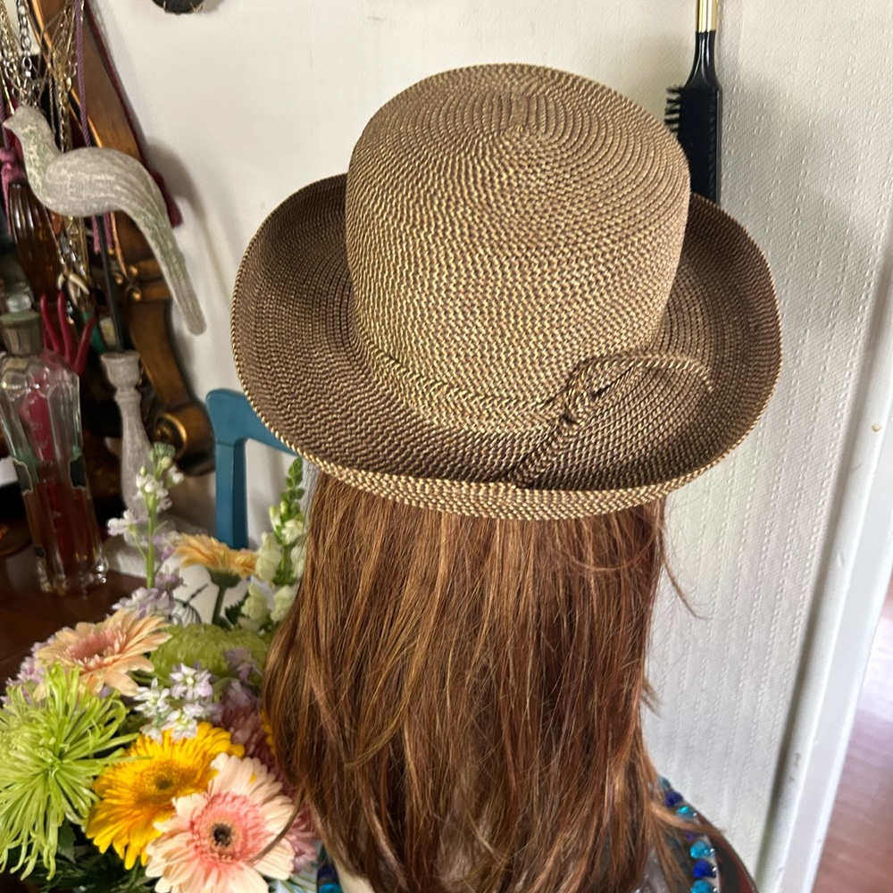 Lumen’s Collection Straw Sun Hat - Picture 6 of 9